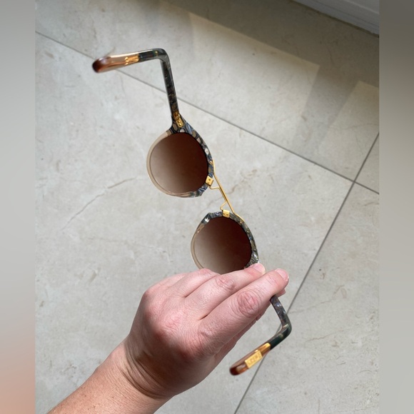 KREWE sunglasses ST. LOUIS CLASSICS COMO TO PETAL 24K - Picture 5 of 7